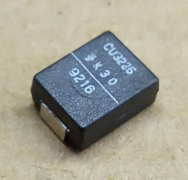CU3225K30, varisztor