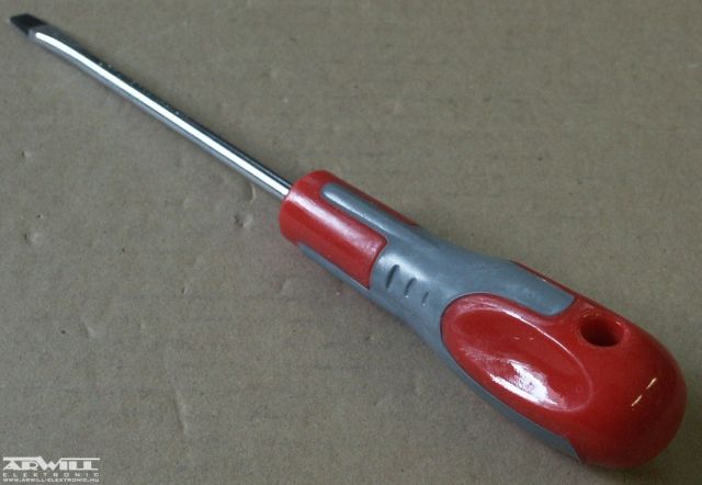  -5x100mm, csavarhúzó