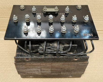 630VA, 1x1V, 2V, 3V, 4V, 5V, 6V, 11V, 15V, 19V, 25V, 32V, transzformátor